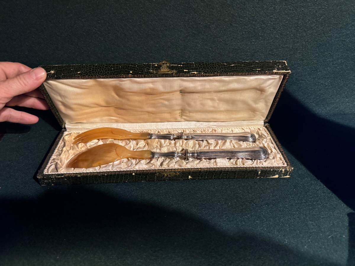 Horn-shaped Salad Server, In Perfect Condition, "filet" Style -photo-3