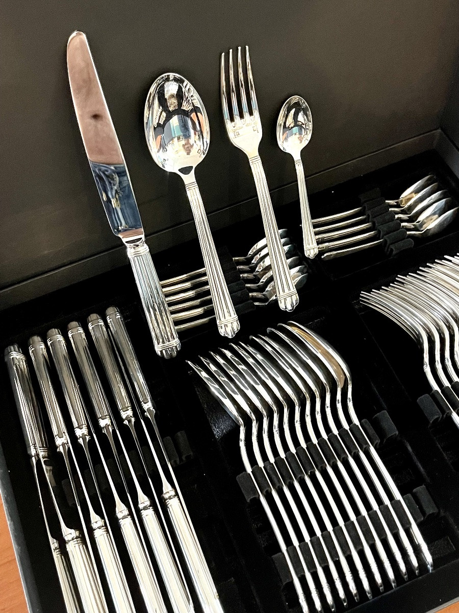 Christofle Aria 48 Piece Cutlery Set In Very Good Condition -photo-4