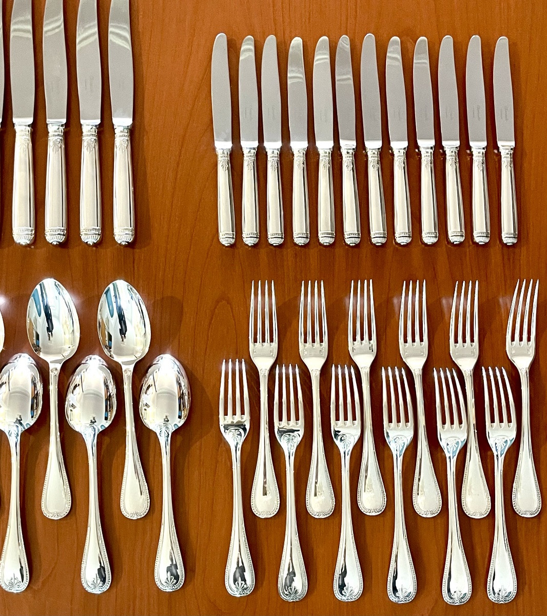 Christofle malmaison ,ménagère 72 pieces état proche du neuf -photo-4