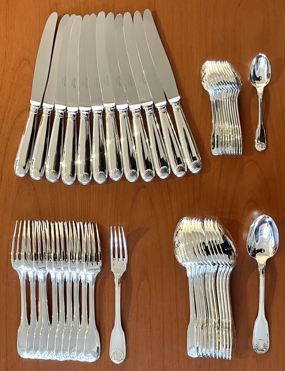 Christofle France , Vendôme ménagère 48 pièces excellent état 