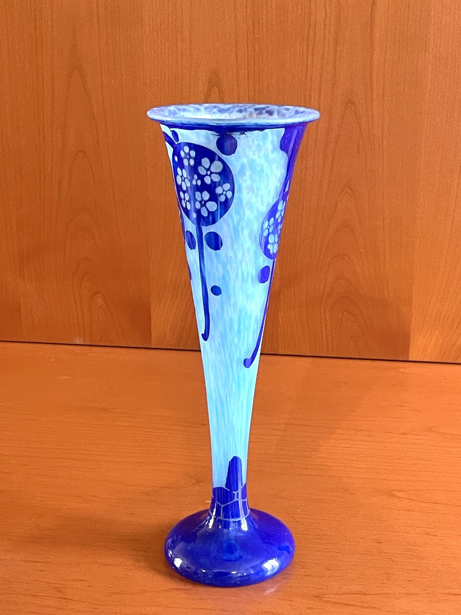 Azurette Vase, French Glass By Charles Schneider -photo-1