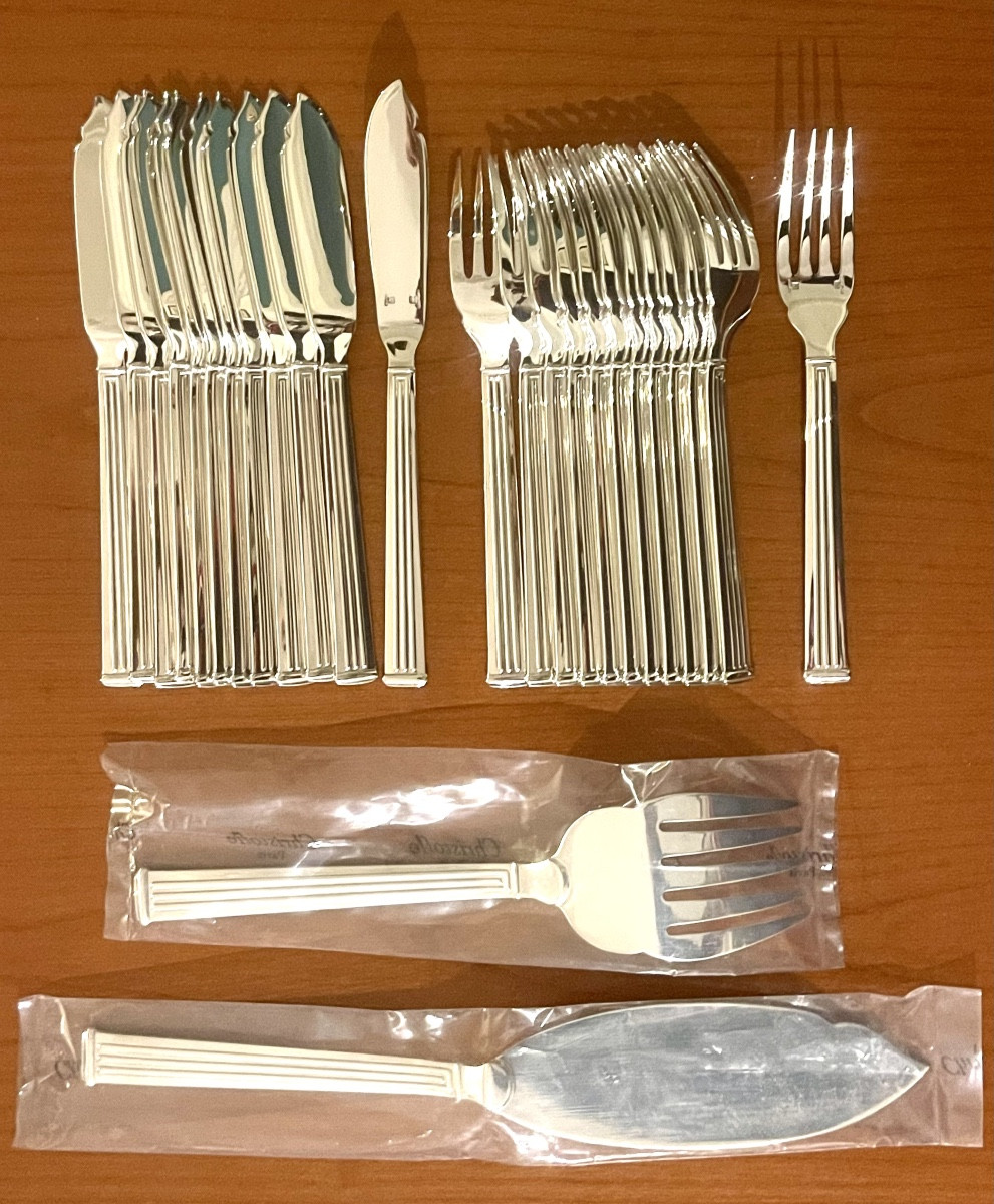Christofle triade ,couverts à poisson avec couverts de service 