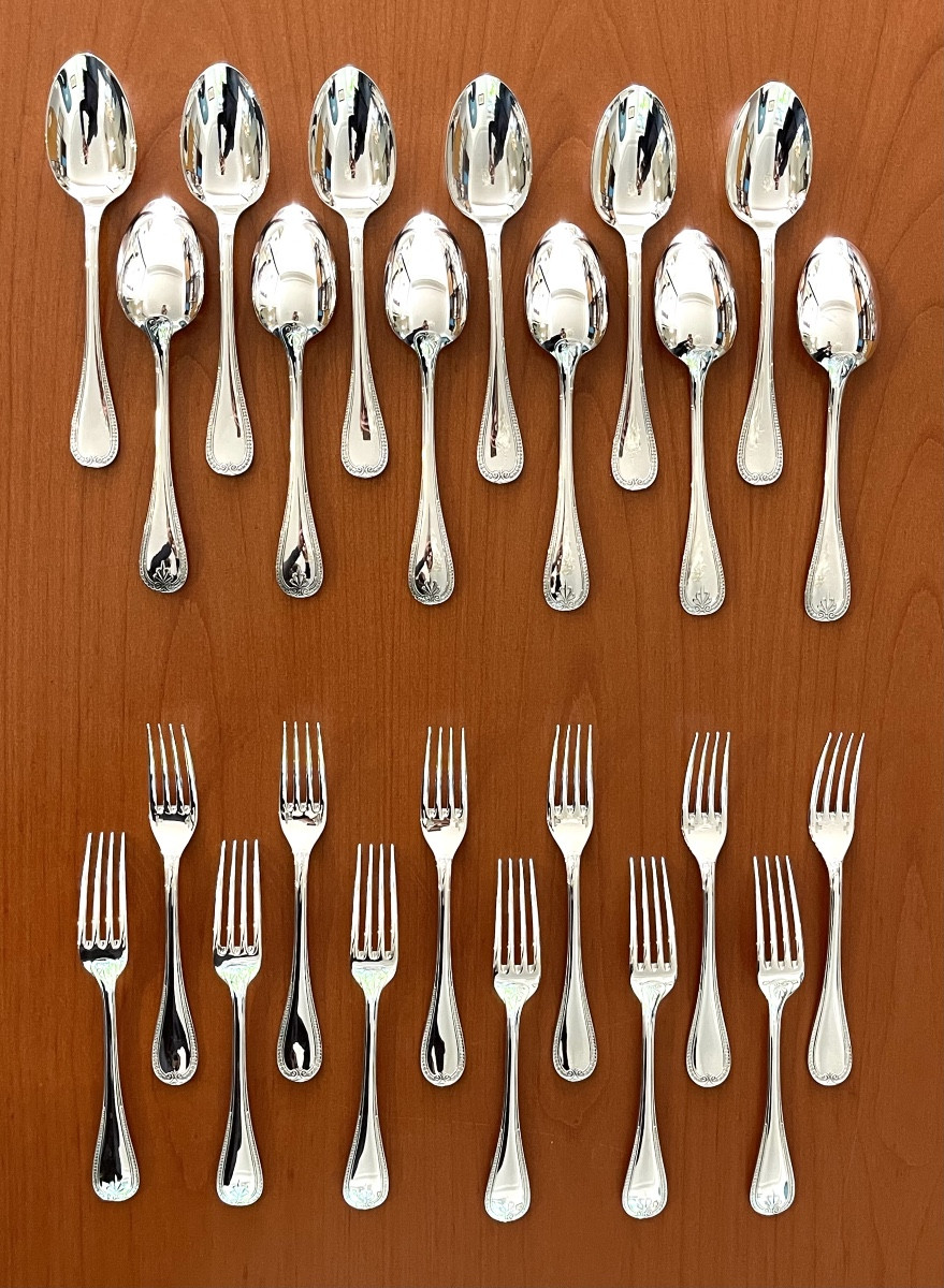 Christofle malmaison , 24 couverts à entremet , fourchettes et cuillères 17 cm 
