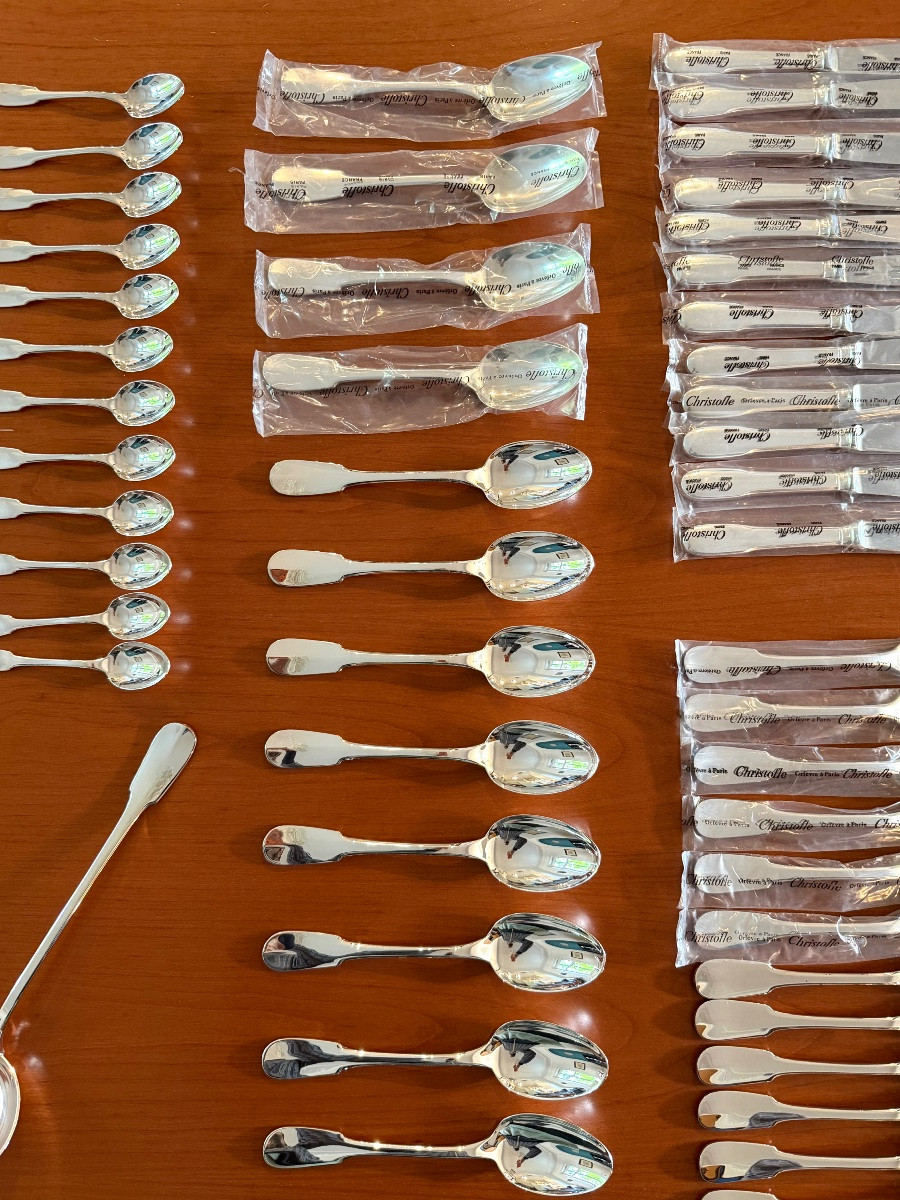 Christofle Cluny, 48-piece Menagère, Mint Condition-photo-3