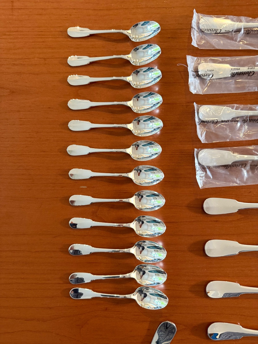 Christofle Cluny, 48-piece Menagère, Mint Condition-photo-4