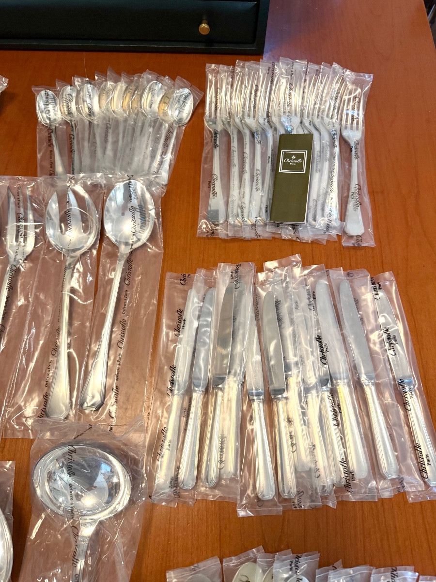 Christofle America , Brand New 118 Pieces Household Set With Silverware-photo-3