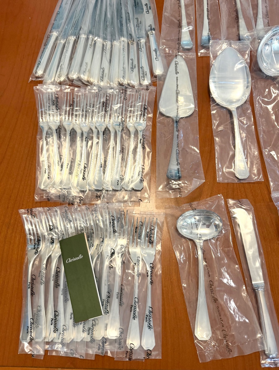 Christofle America , Brand New 118 Pieces Household Set With Silverware-photo-5