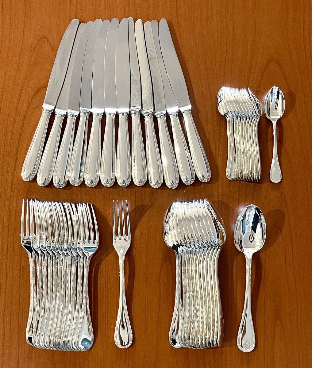 Christofle Perles, 48-piece Silverware Set In Excellent Condition 