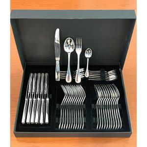 Christofle malmaison , ménagère 48 pièces très bel état 