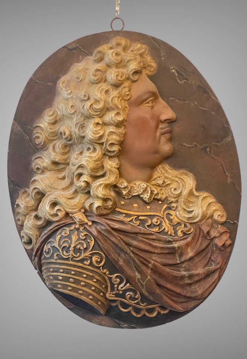 Important Médaillon Représentant Louis XIV