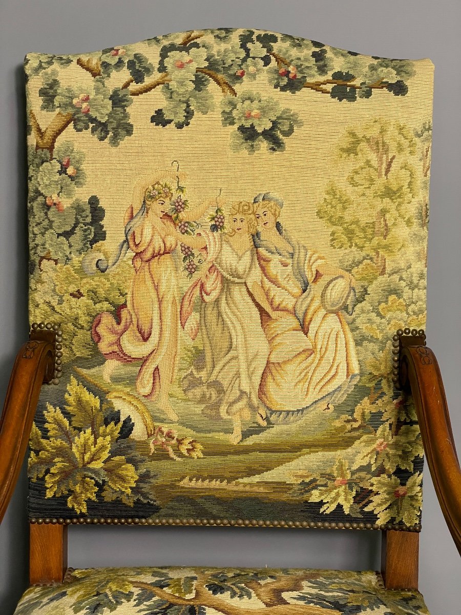 Fauteuil De Style Louis XIV Recouvert D’une Tapisserie Aux Petits Points Polychromé-photo-3