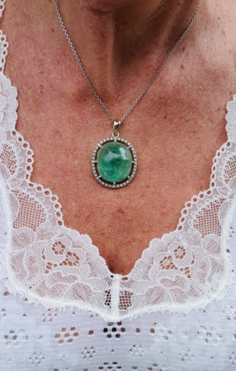 Pendentif Serti D’une émeraude En Cabochon Et Diamants -photo-4