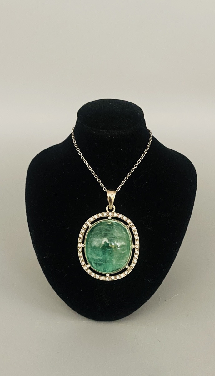 Pendentif Serti D’une émeraude En Cabochon Et Diamants -photo-3