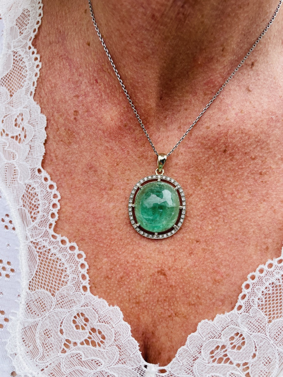Pendentif Serti D’une émeraude En Cabochon Et Diamants -photo-4