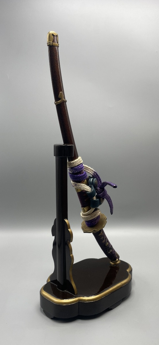 Katana japonais miniature avec son support et sa boîte d’origine -photo-2