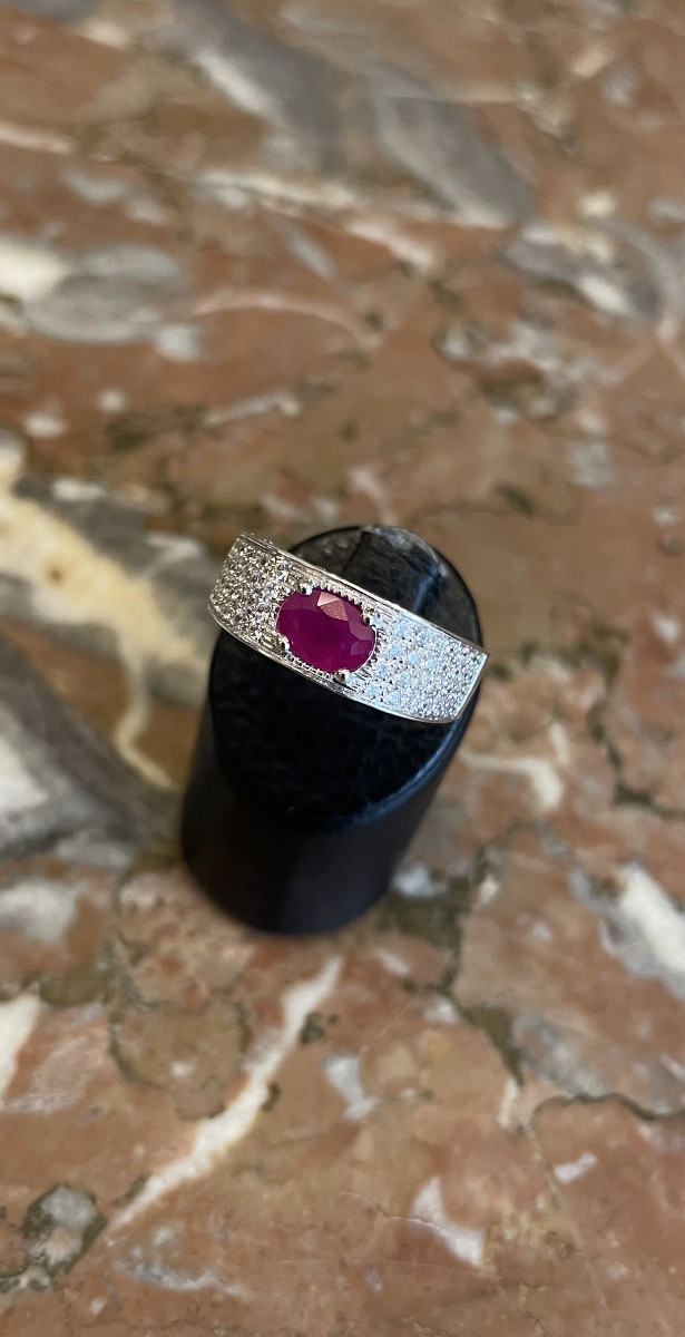 White Gold Ring With Rubies And Diamonds