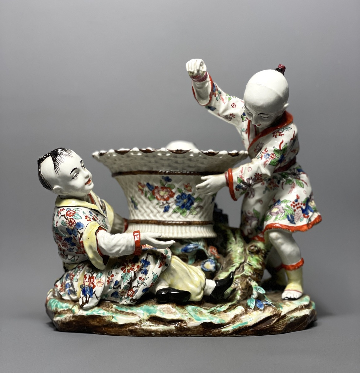 Milieu de table XIX siècle porcelaine polychrome -photo-2