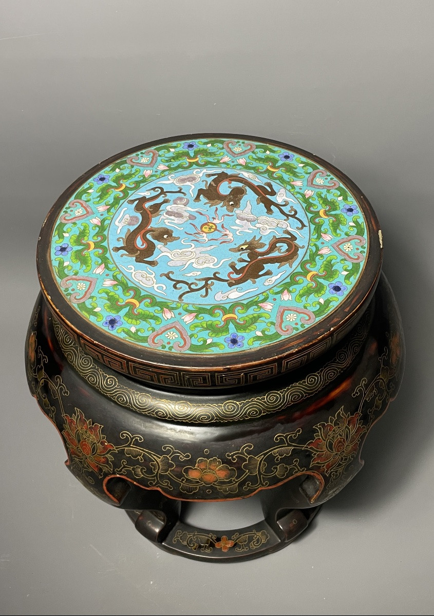Chinese Lacquered Stool, Cloisonné Shelf, 19th Century.-photo-1