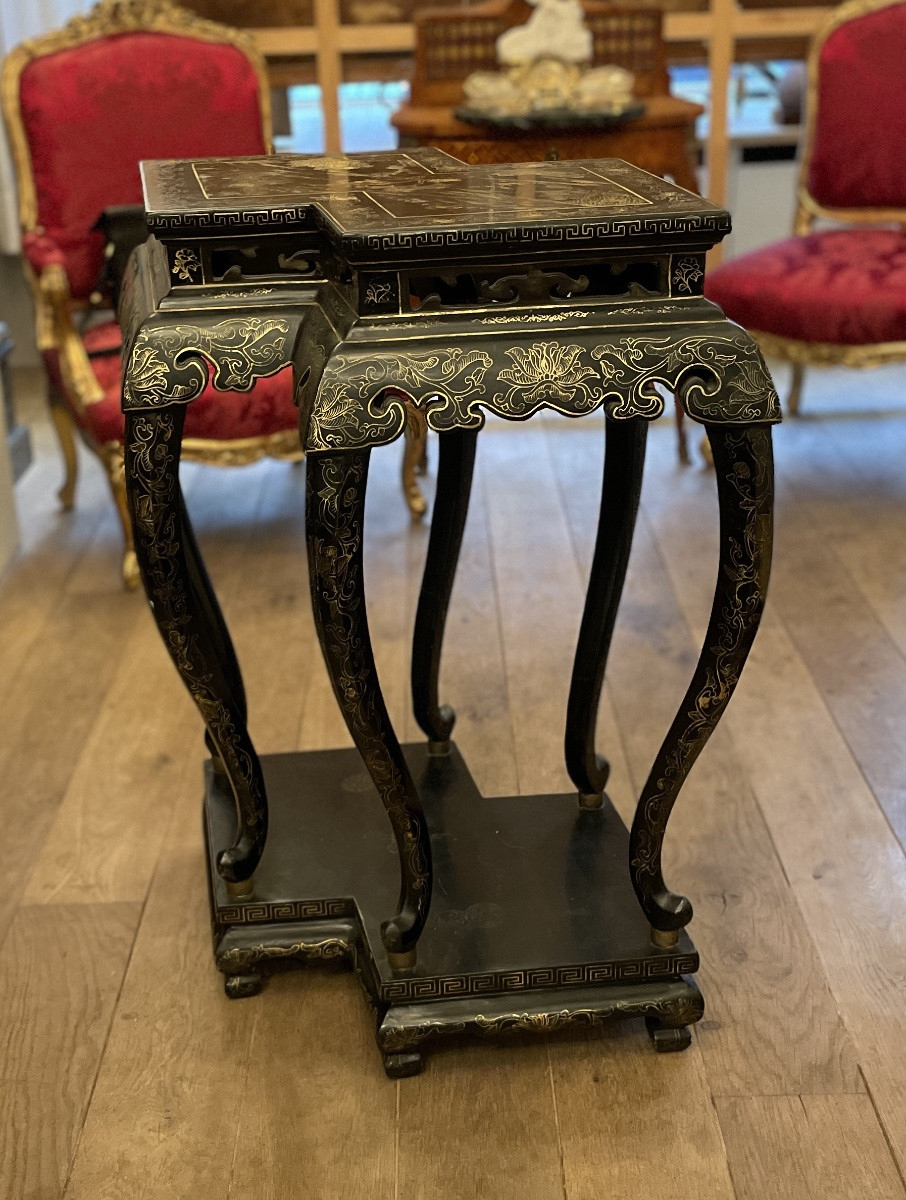 Double piédestal  en laque noire et or, décor chinoiserie, Chine fin XIXᵉ siècle-photo-2