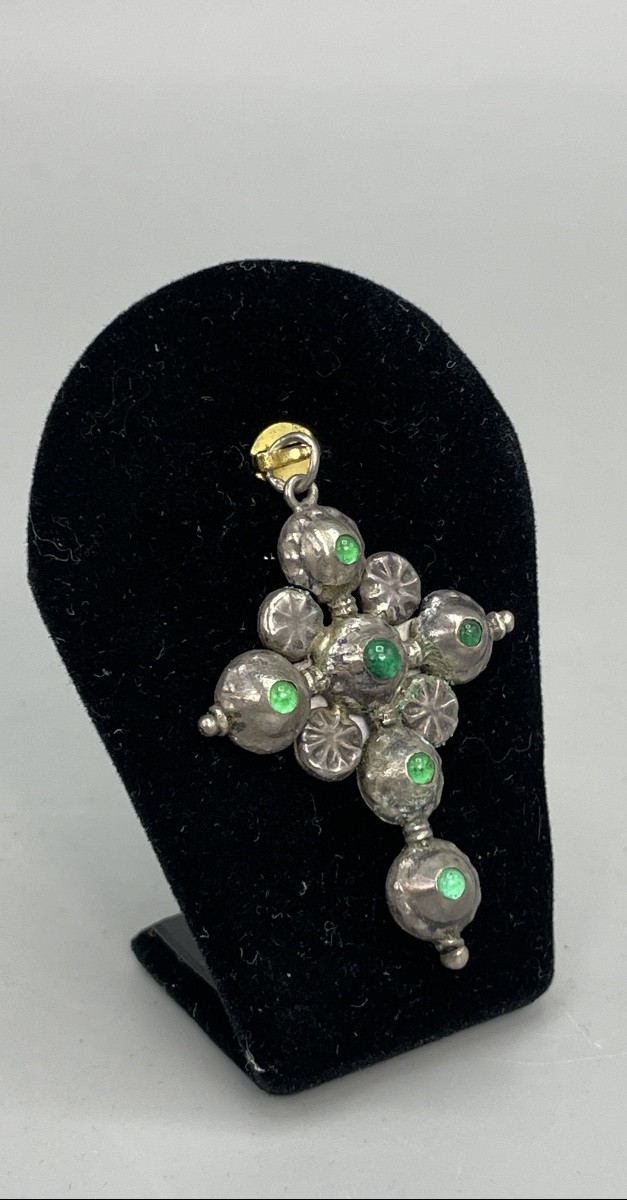 Silver Cross Set With Cabochon Emeralds, European Work From The 18th Century (netherlands Or -photo-2