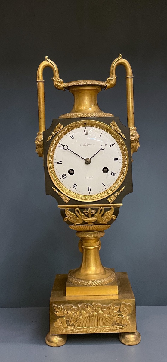 Pendule d’Époque Empire en Bronze Ciselé et Doré – Signée J.B. Roemat à Gand – Sonnerie Heures -photo-6