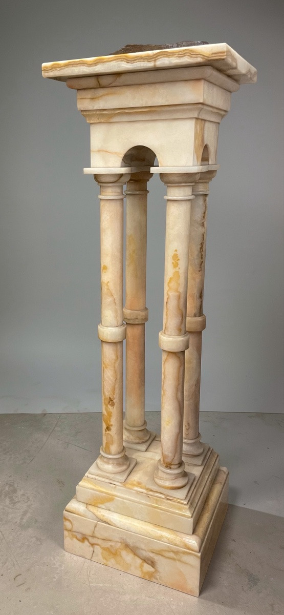 Colonne, sellette en albâtre -photo-3