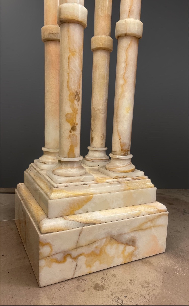 Colonne, sellette en albâtre -photo-1