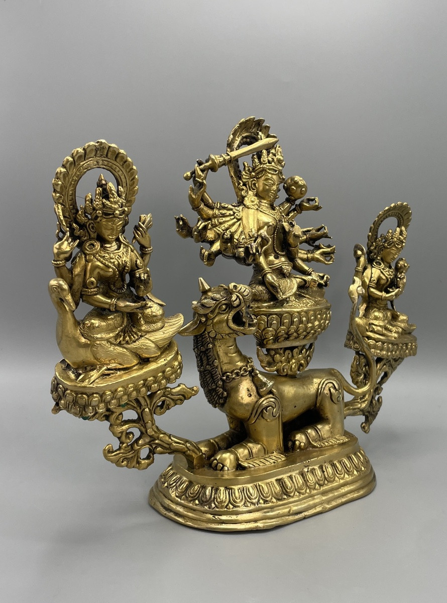 Gilt Bronze Group Depicting A Buddhist Deity – Asian Work-photo-5
