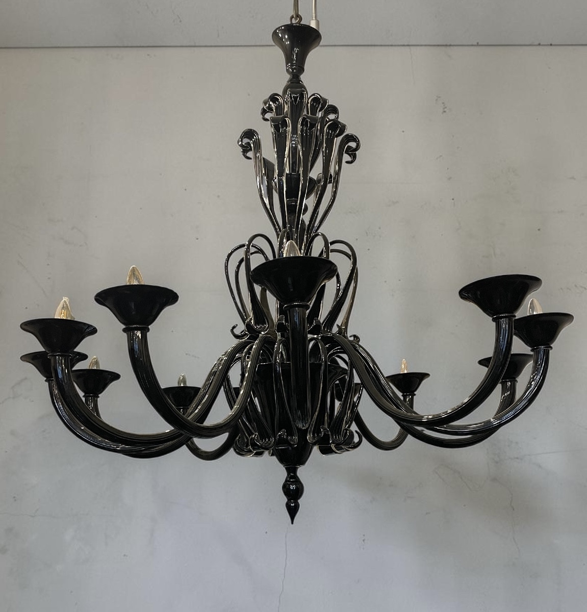 Murano Glass Chandelier With 12 Arms Circa 1970