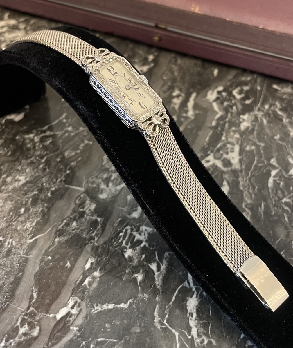 Art Deco Bracelet Watch In Platinum, 18-carat White Gold And Diamonds - Circa 1910-1920
