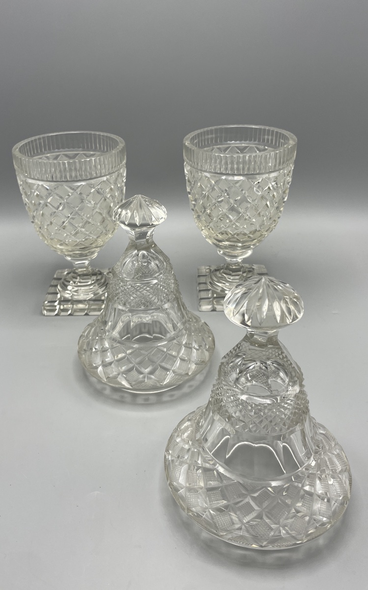 Paire de drageoirs couverts en cristal taillé, France XIXᵉ siècle-photo-1