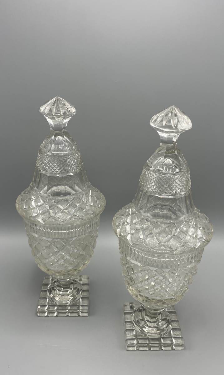Paire de drageoirs couverts en cristal taillé, France XIXᵉ siècle-photo-2