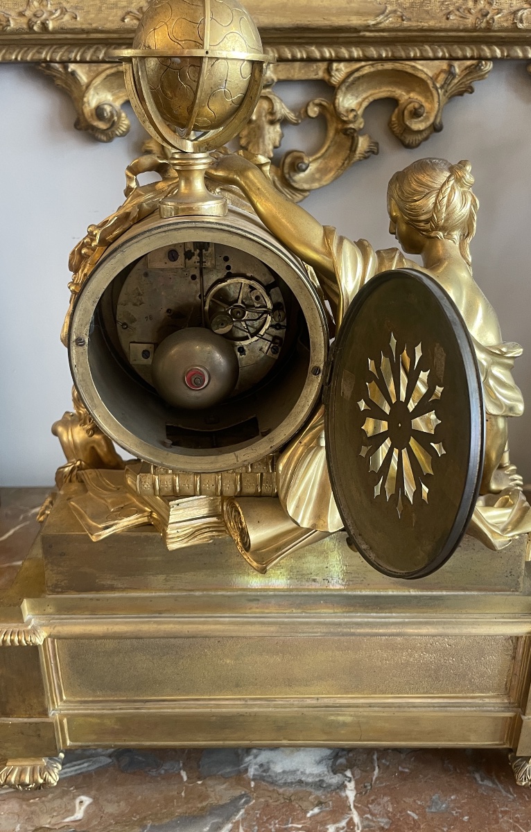 Important Gilded Bronze Clock Signed -photo-6