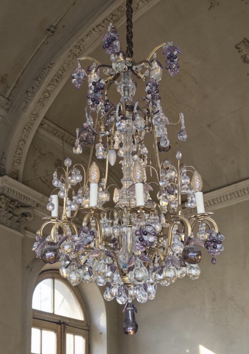Lustre en bronze doré et cristal – Décor de poires, pommes et grappes