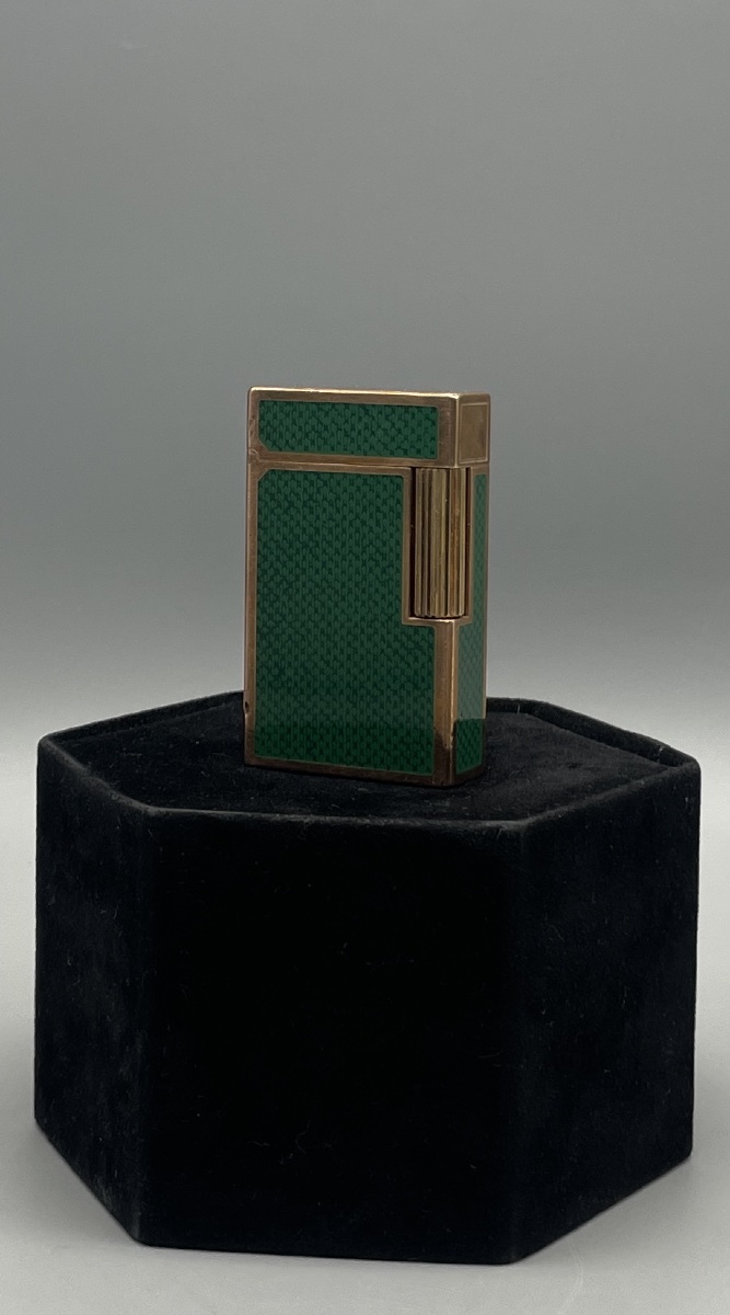 Briquet S.T. Dupont Paris – Laque verte et métal doré-photo-3