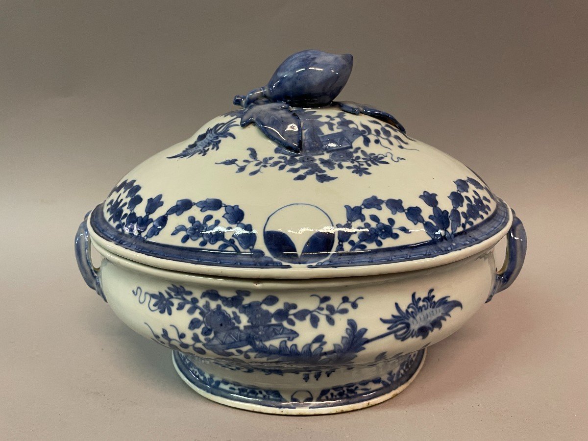 Soup Tureen China Quian Long Blue White XVIII Century