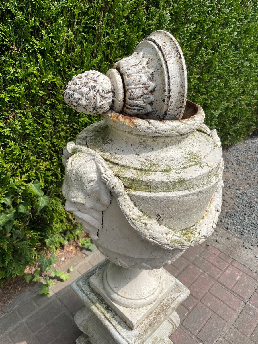 Importante Paire De Vase En Fonte De Style Louis XVI-photo-8