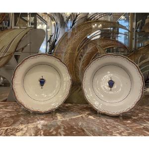 Pair Of Chinese Export Porcelain Plates – Compagnie Des Indes Late 18th Century Period