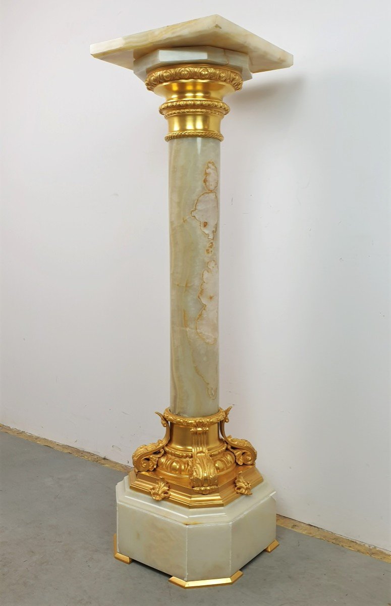Large Column In Onyx And Gilt Bronze Rotatinr Top 19th Century