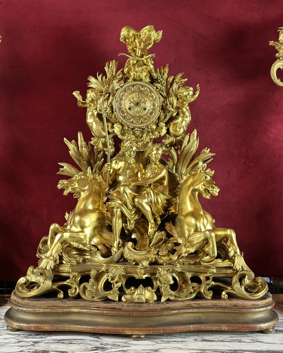 Le Triomphe De Neptune Et Amphitrite - Importante Garniture En Bronze Doré-photo-1