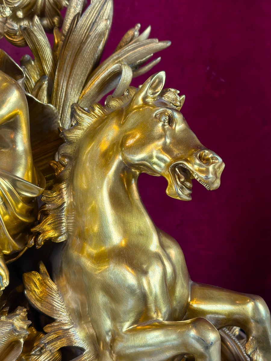Le Triomphe De Neptune Et Amphitrite - Importante Garniture En Bronze Doré-photo-2