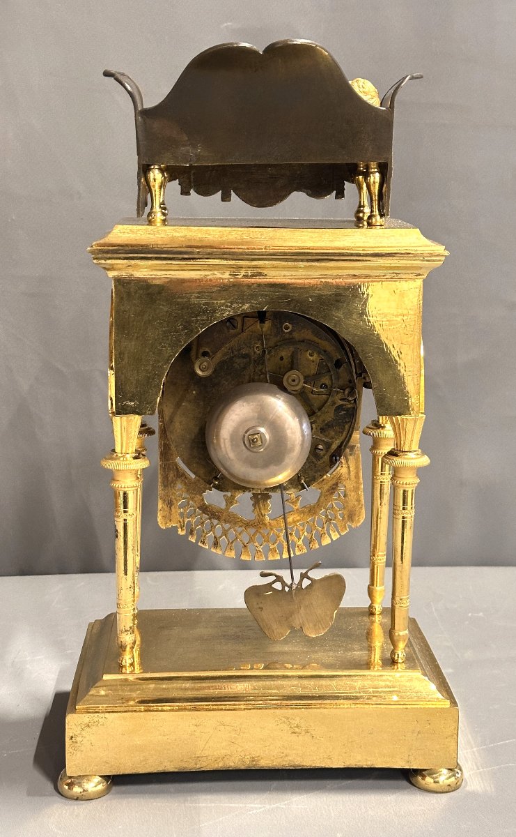 Pendule Portique en Bronze Doré époque Empire début XIXᵉ siècle-photo-4