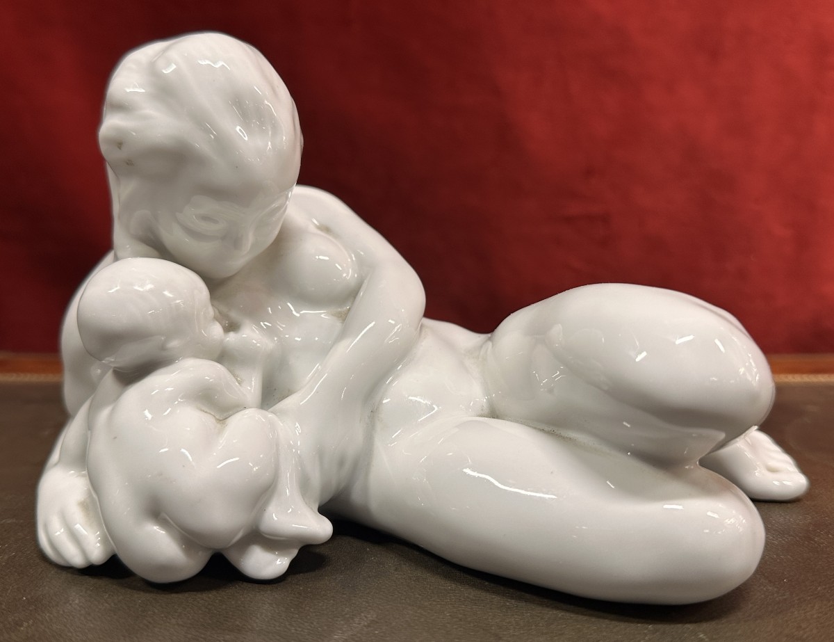 Bing & Grøndahl Figurine “mother And Child” (model 29) Denmark, Circa 1952–1958