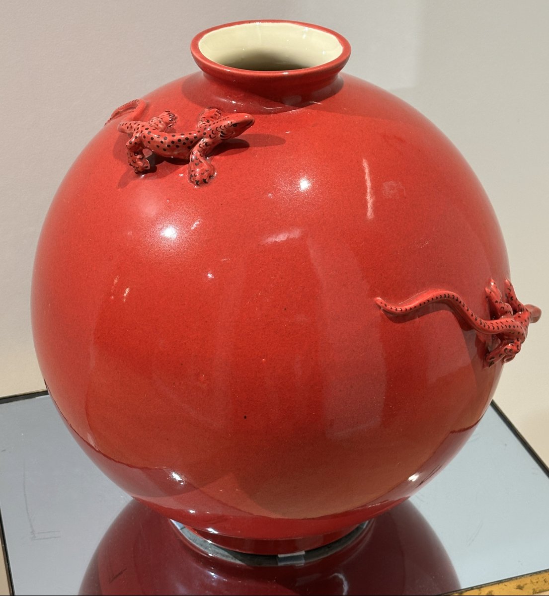 Grand Vase Boule en Ceramiwue de Longwy à Décor de Lézards Rouge-photo-2