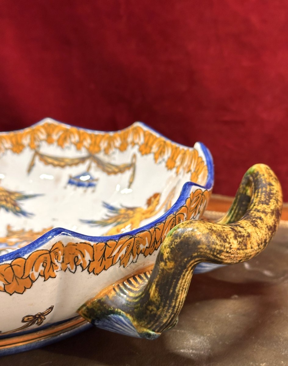 Plat Décoratif Italien en Céramique émaillée, Décor Grotesque Renaissance, fin XIXe / début XX-photo-1