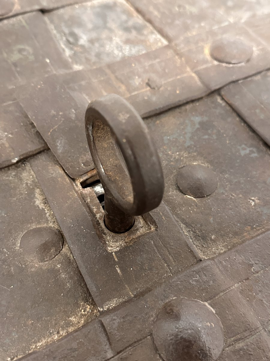 Important "armada" Strongbox, Nuremberg, 17th Century, With Imperial Habsburg Eagle-photo-4