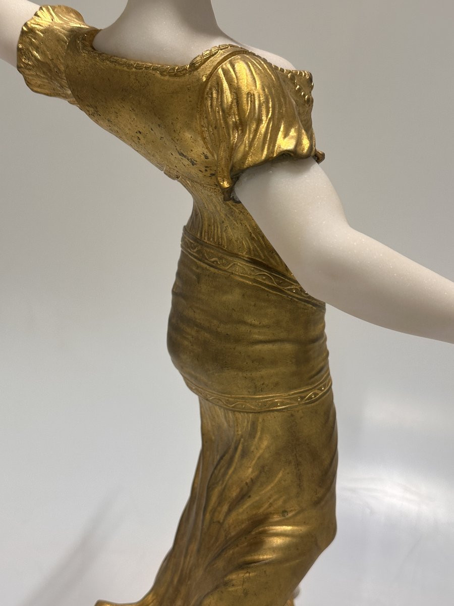 Figure en Chryselephantine "Danseuse" Art Déco en Bronze Doré et Marbre de Carrare, vers 1930-photo-4