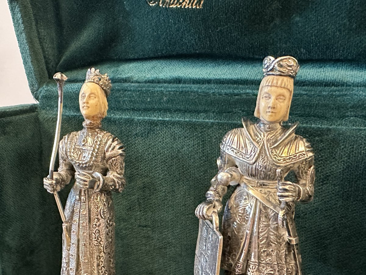 Paire de Figures en Argent – Philippe Ier de Castille et Bianca Maria Sforza-photo-2