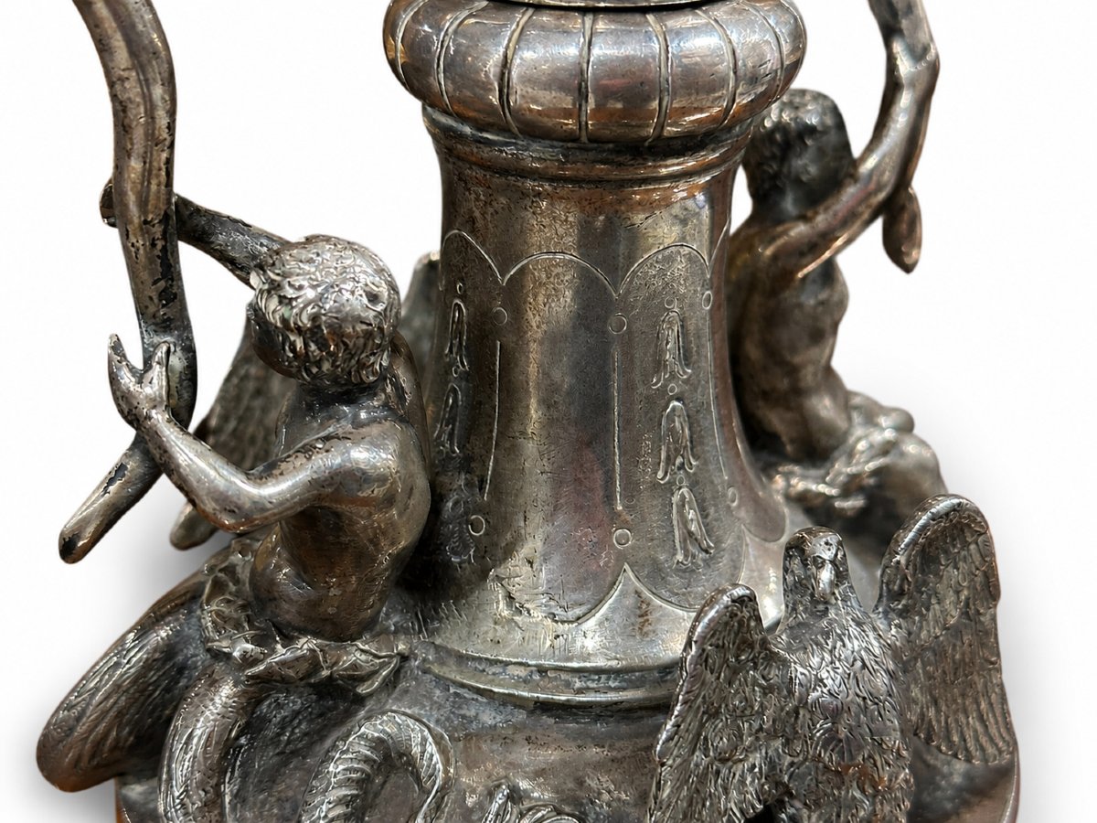 Vase-Carafe Décoratif En Argent .800, Décor Aux Tritons Et À L’Aigle 1.45kg-photo-4