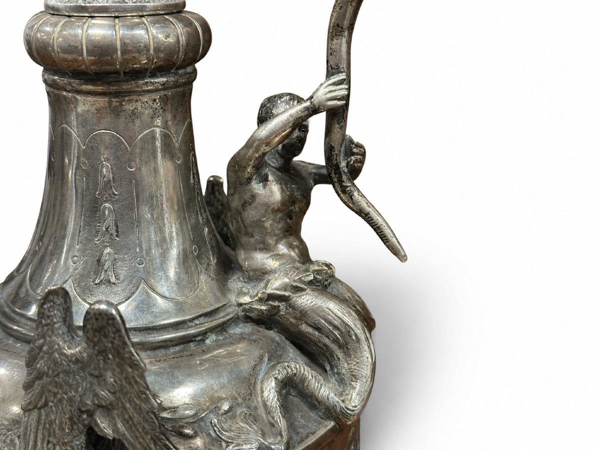 Vase-Carafe Décoratif En Argent .800, Décor Aux Tritons Et À L’Aigle 1.45kg-photo-6